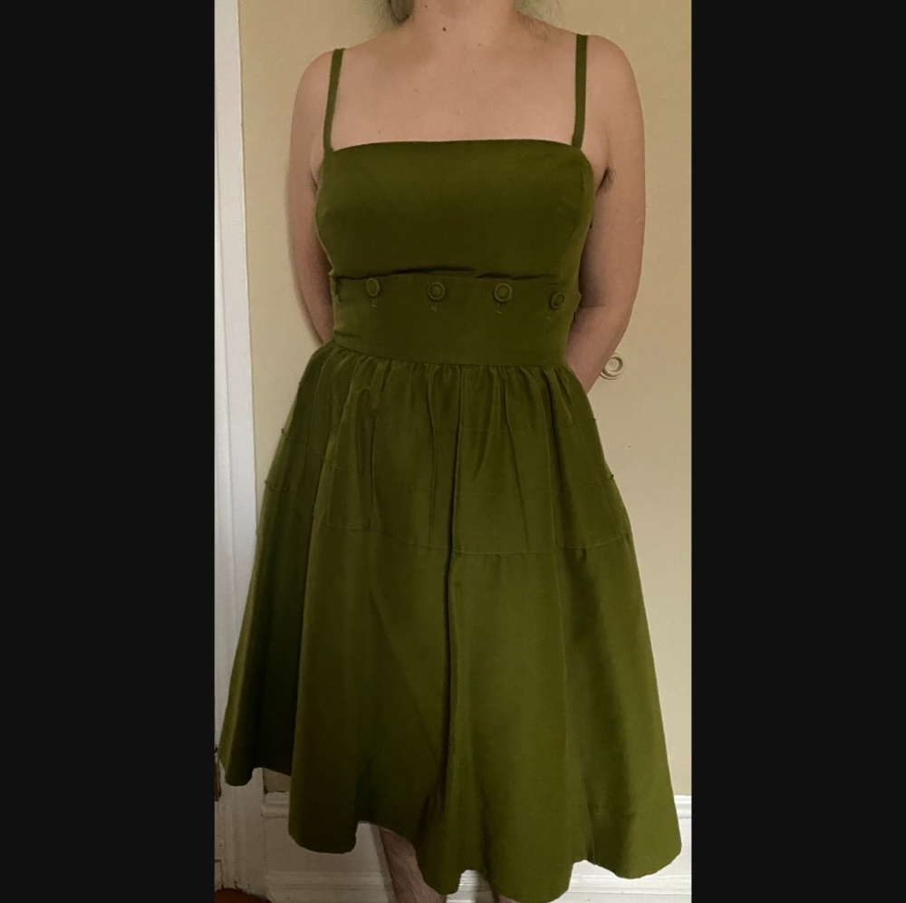 anthropologie Tea Length Green Dress sz 10